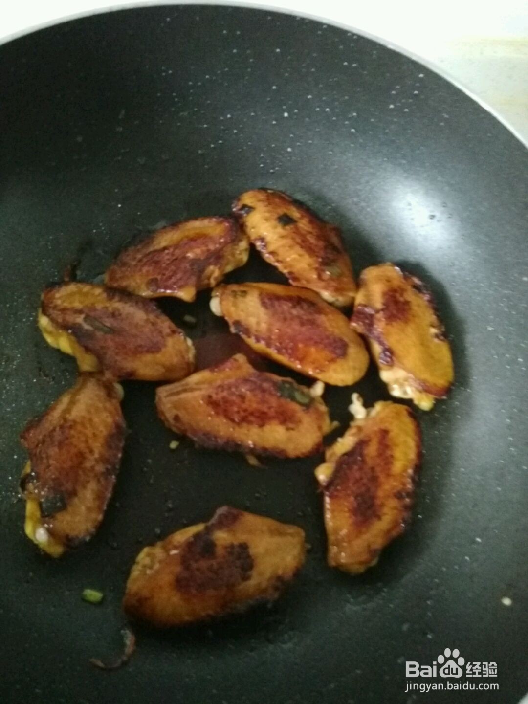 红酒蜜汁鸡翅的做法