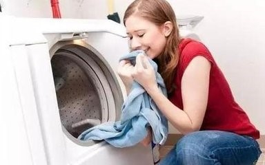 羽绒服应该怎么洗?