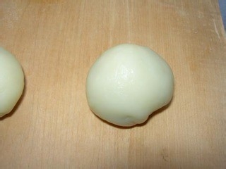中秋节：[1]如何做豆沙馅冰皮月饼