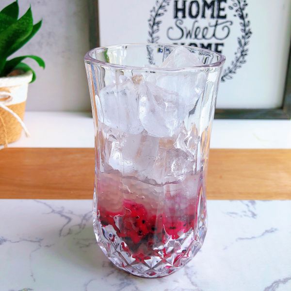 火龙果西米气泡饮