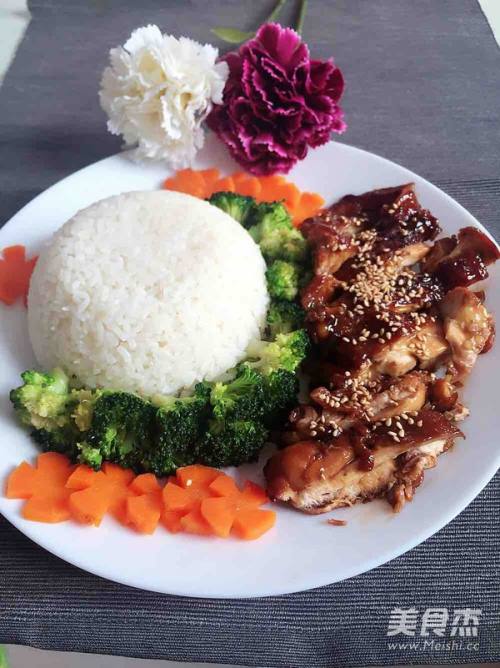 照烧鸡腿饭的做法