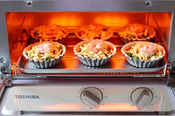 虾仁时蔬迷你披萨