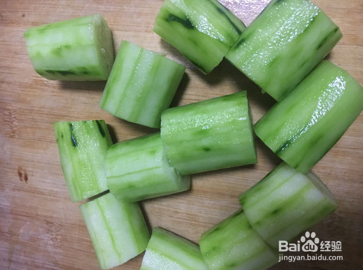 怎么简单自制拍黄瓜