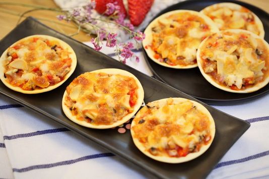 香酥饺子皮披萨