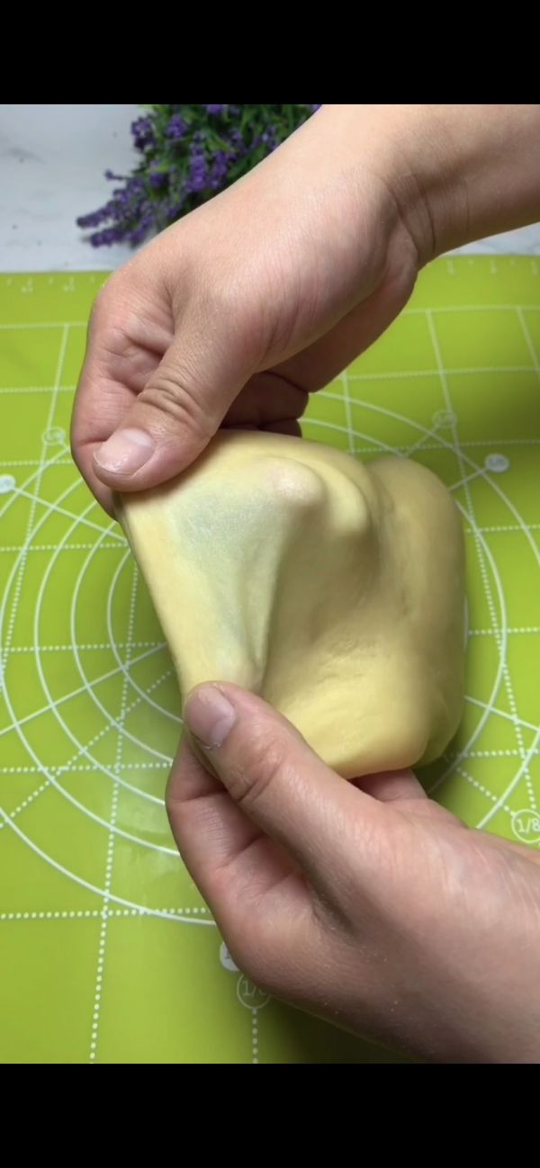 蓬松萱软拉丝好吃不上火的蒸面包