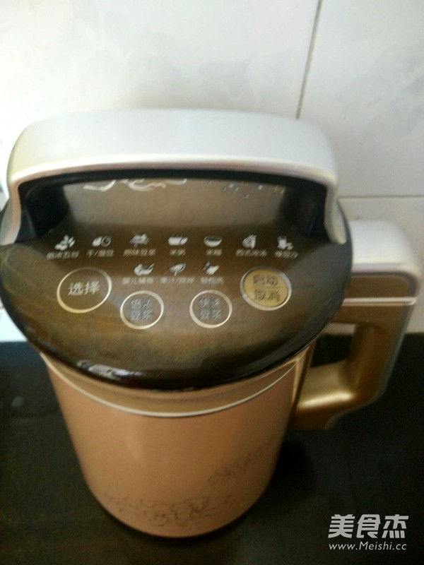 红豆薏米花生糊