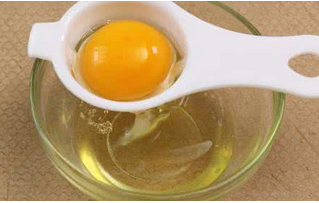 蛋黄与蛋清，哪个更适合宝宝？