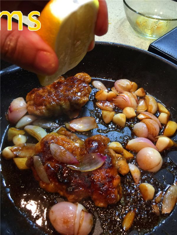 葱香黑胡椒鸡腿