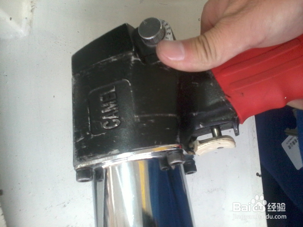 气动扳手如何使用