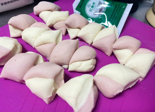 双色猪肉白菜包子