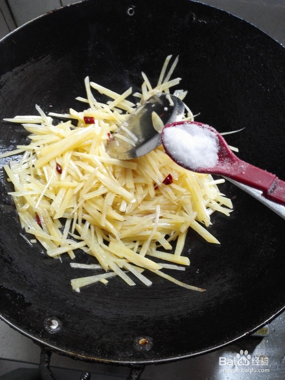 怎样炒香脆土豆丝好吃？