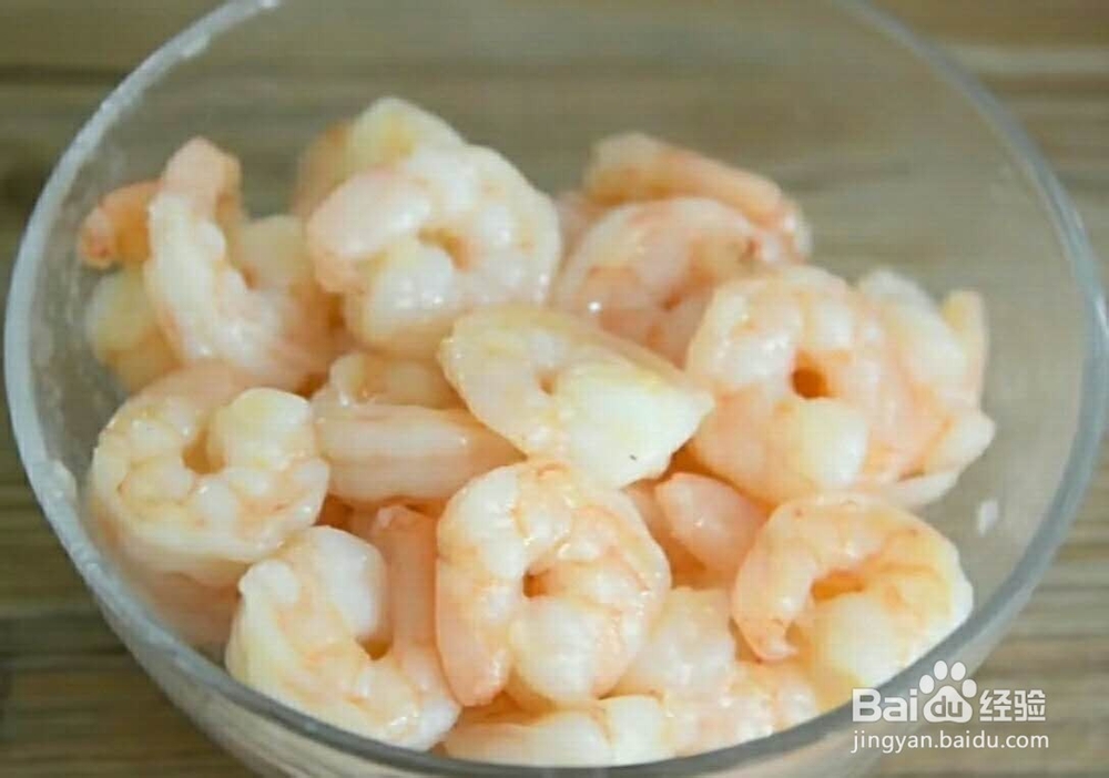 美食鸡蛋虾仁炒韭菜的做法。