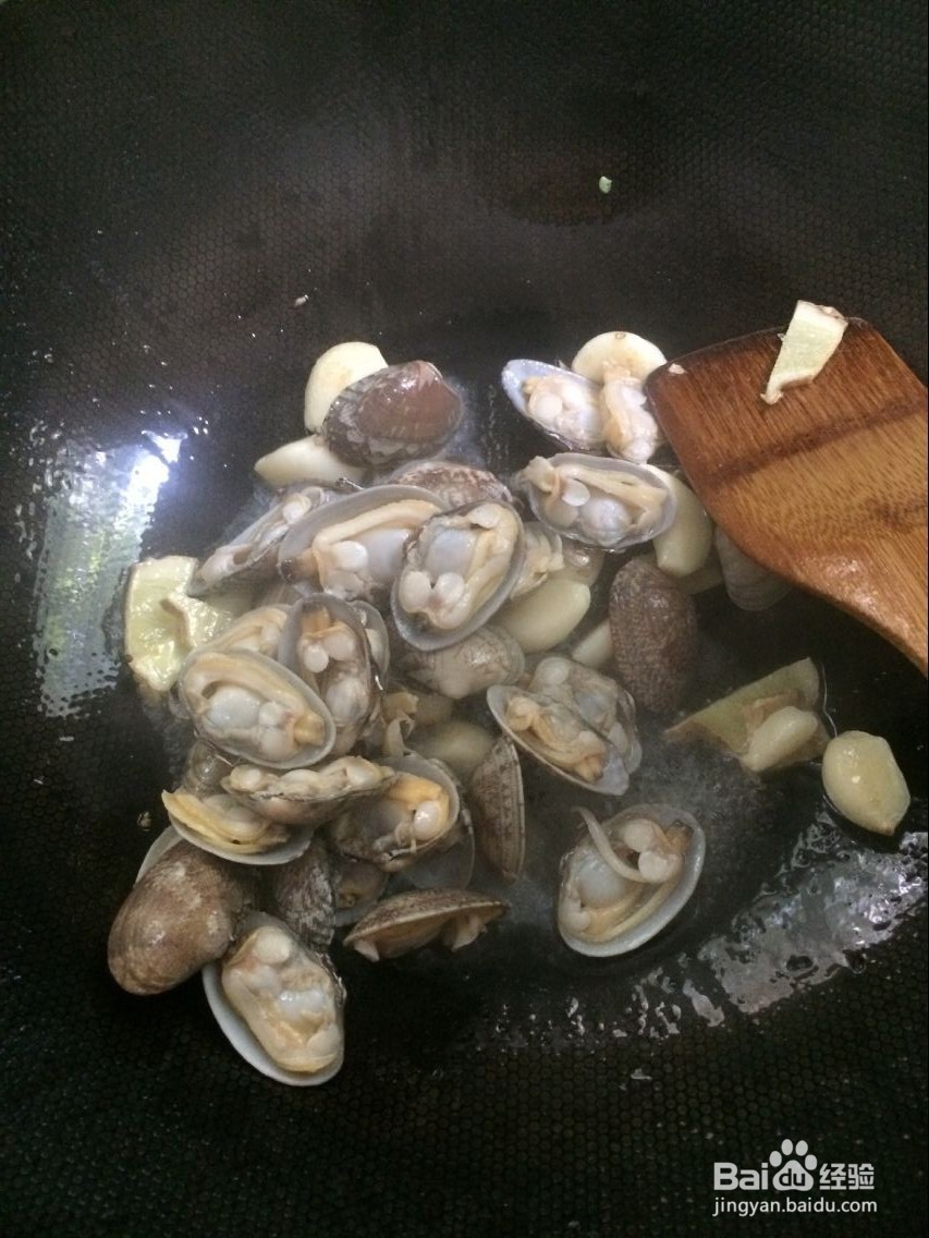 家常香辣花甲的做法