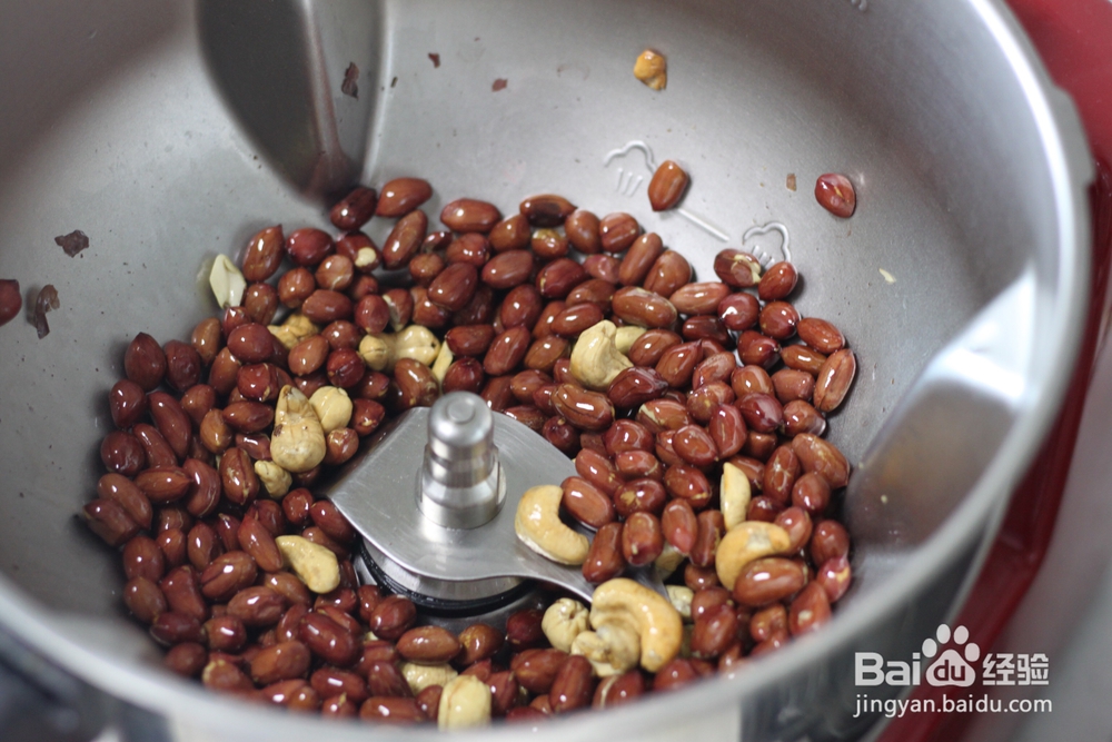 如何做好炒花生米