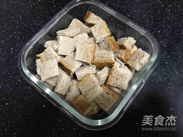 蛋奶吐司烤布丁
