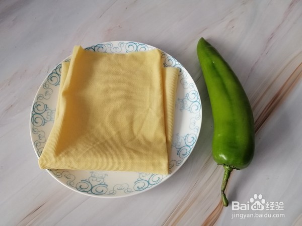 特色新法尖椒炒豆腐皮