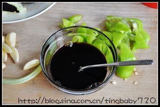 用心做的茄子才好吃——经典川菜【鱼香茄子】