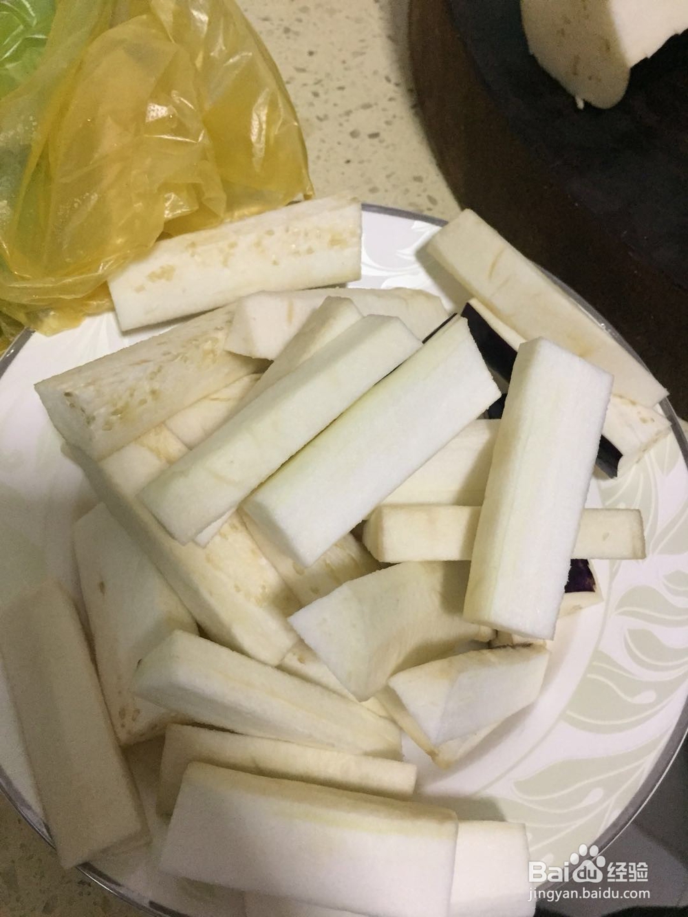 一道小菜--碎肉茄子