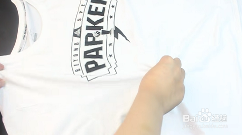 如何快速叠衣服?