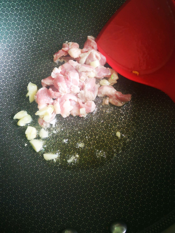 旺火焖烧豇豆角