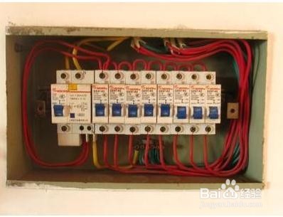 出门之前需要注意哪些安全事项