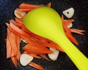 家常小炒牛肉