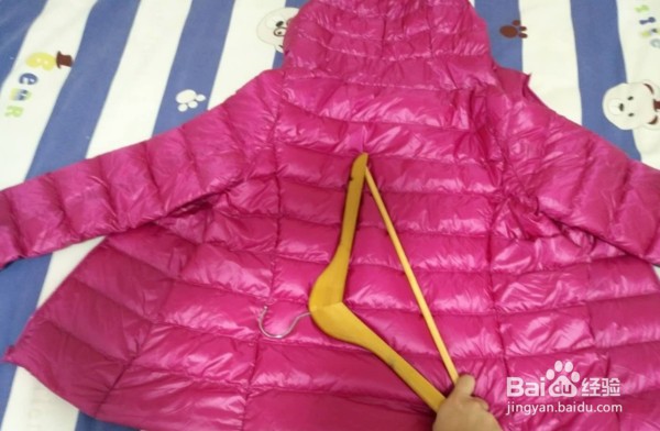 羽绒服机洗后羽绒起坨了怎么办?