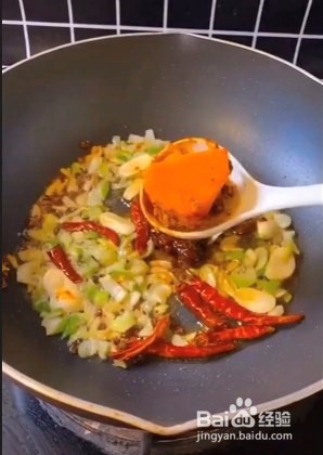 干锅鱼杂的做法