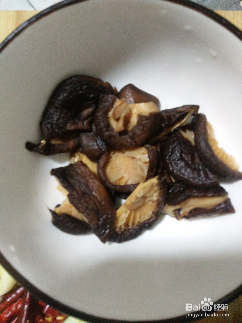 土豆焖鸡的做法