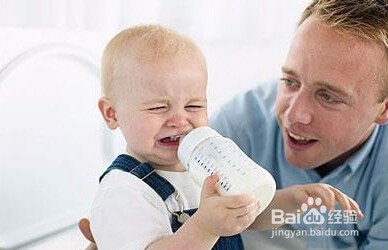 奶瓶这么脏 如何清洁最彻底？