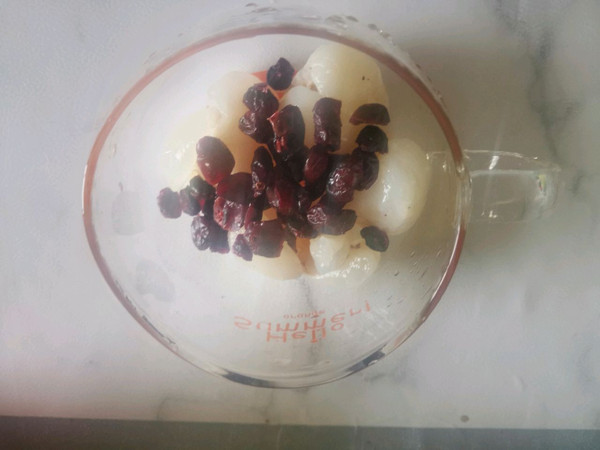 蔓越莓冰气泡水