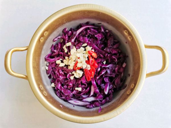 凉拌酸辣紫甘蓝