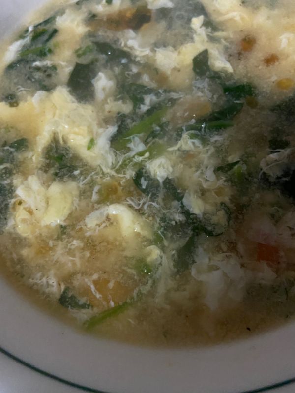 西红柿菠菜鸡蛋汤
