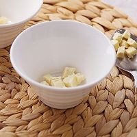 贡茶店里甜品大师的代表作——白巧抹茶布丁