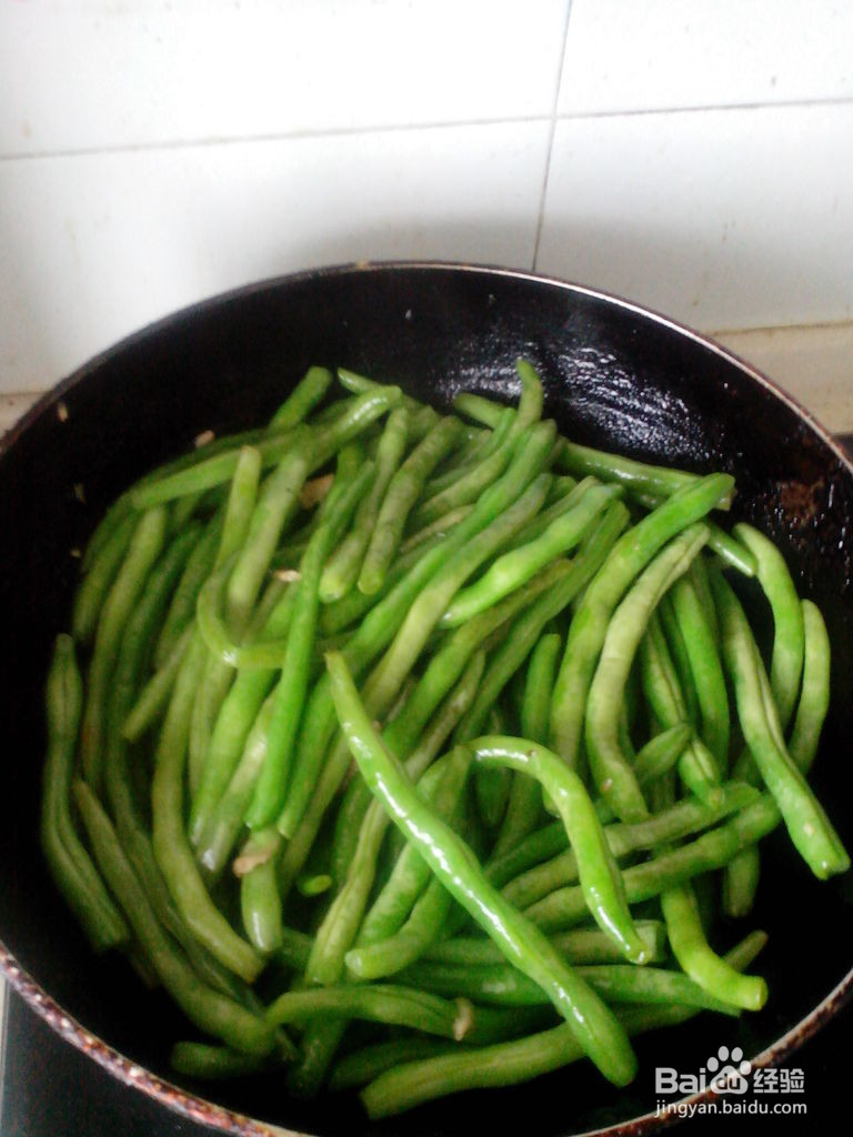 排骨炖豆角的做法
