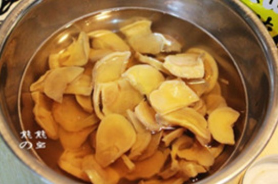 黄瓜钱炒土豆干