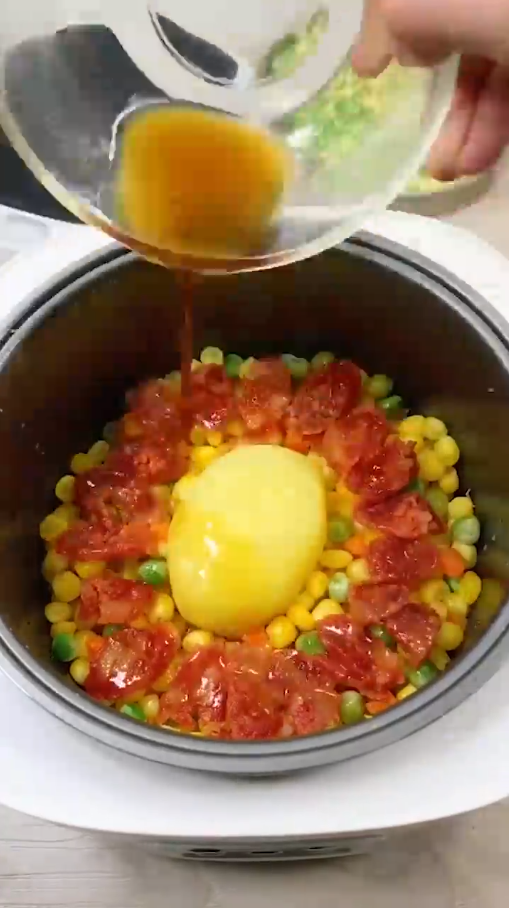 如何制作好吃的什锦拌饭？