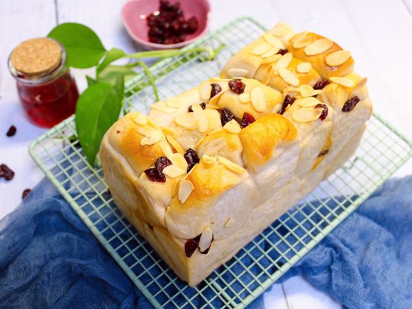 蔓越莓奶酥手撕面包