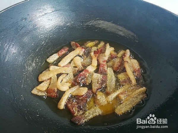 海带炒腊肉的做法