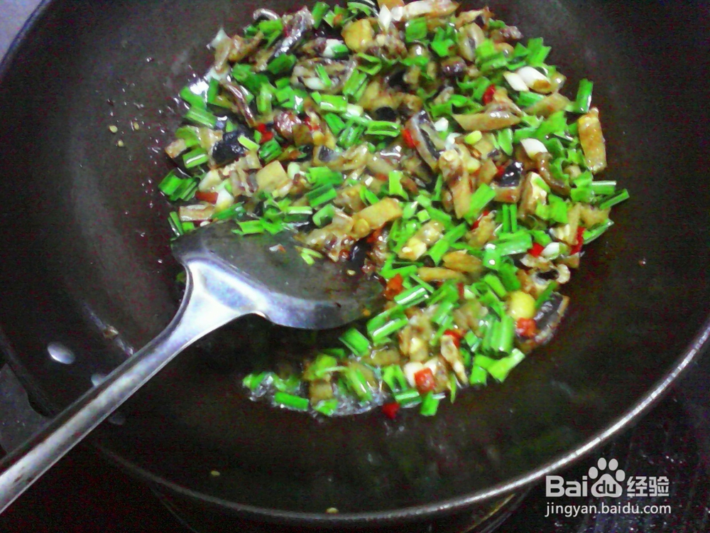 爆炒五香泡椒酸辣鲨鱼