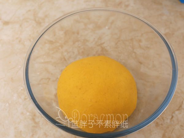 全麦南瓜面包卷