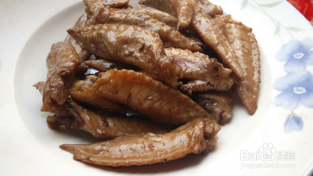 卤鸡翅尖的做法
