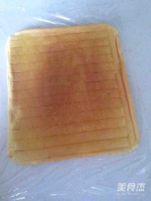 菠萝蛋糕卷的做法