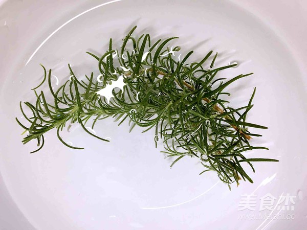 迷迭香香煎三文鱼