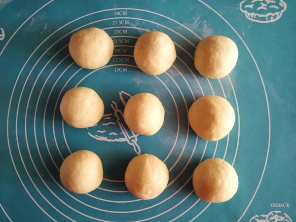 全麦芝麻小餐包