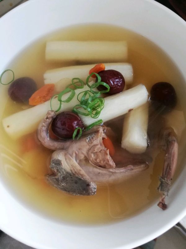 斑鸠山药滋补汤