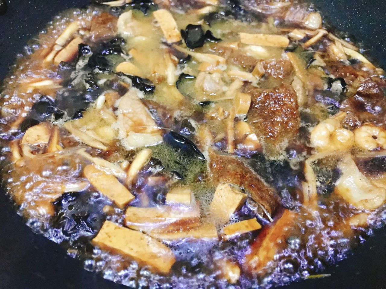 三鲜打卤面,有家的味道