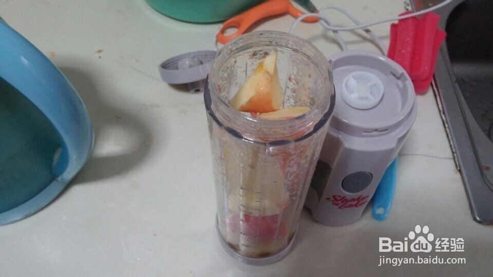 如何制作味道甜美的苹果汁？