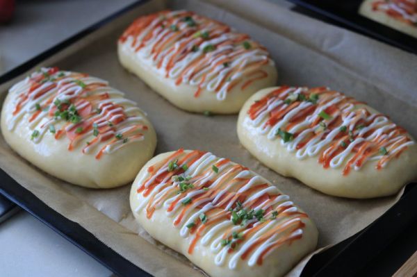 火腿沙拉早餐面包