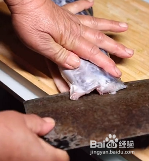 如何自制超美味鲅鱼鲜虾丸子